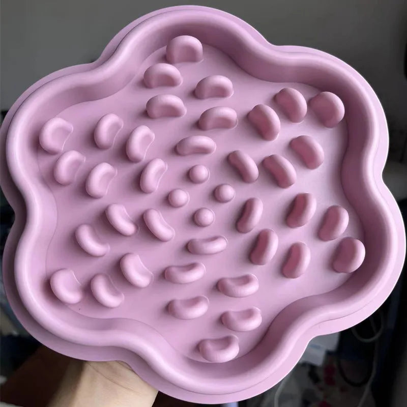 The Bloom Slow Feeder – Silicone Dog Bowl | Dear Tammy™